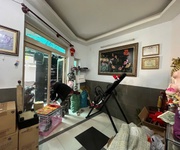 Dòng tiền gần 1 tỷ, 5 tầng kiên cố, vị trí siêu đỉnh, mặt tiền nguyễn trọng tuyển