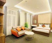 Bán khách sạn 3 sao quận cầu giấy, view hồ, 155m2, 9 tầng, 71 tỷ