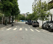 1  bán 01 căn lk dãy b hướng đb- trung tâm tin học -p. gia cẩm