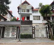 Nhà phố việt hưng 66 tỷ 200m vỉa hè rộng,kinh doanh đỉnh,long biên hà nội