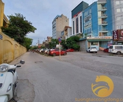 Hào nam 126m siêu chiến binh đầu tư, 2 mặt vàng phố thị