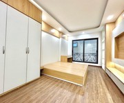 Chính chủ cần tiền bán gấp nhà Hai Bà Trưng - 6 tầng thang máy - sân rộng - 20m ra ô tô