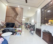 Bán nhà 77m , 2 tầng, 3pn, q.9, 4.7 tỷ, sổ hồng