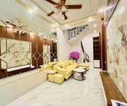 Sát bách-kinh-xây, trung tâm hai bà trưng nhà đẹp ở ngay nhỉnh 5 tỷ