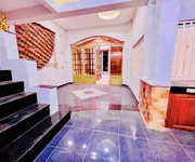 Giữ tiền chắc - hẻm xe hơi 20m ra mặt tiền - gần ga t3 - nhà đẹp 2 tầng