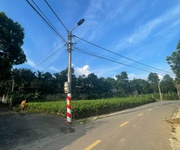 60m lô góc sơn tây, ô tô tránh, đường trải nhựa, hướng nam mát mẻ. tc nhỉnh  tỷ.