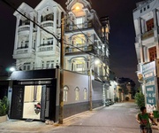 Bán nhà  4x15  góc 2 mặt tiền đẹp thới an 13, quận 12   đường 16m, 1 trệt 3 lầu, giá tốt