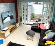 105m2, 4 tầng đúc, rộng hiếm 6m, hxh nguyễn đình chính, dân trí cao ở / kd tốt