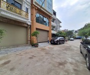 Bán tòa nhà 7 tầng có thang máy   trung tâm ngọc thụy   đường 25m   gara ô tô   giá chỉ 24,8