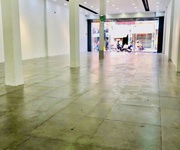 Bán nhà góc 2 mặt tiền vị trí kinh doanh đỉnh âu cơ 135m2 .2 tầng 38 ty