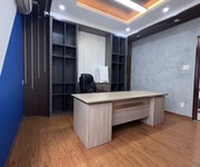 Bán gấp nhà mặt tiền đường số phạm hữu lầu, quận 7, 90m2  5x18  3 tầng, giá tốt