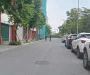1 Bán đất hiếm ngọc thụy   97m    mặt tiền rộng   nở hậu   vỉa hè rộng   ô tô tránh   sát khu đô