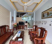 Bán nhà mặt phố q.2, 78m , 4 tầng, 8.15  tỷ, sổ hồng