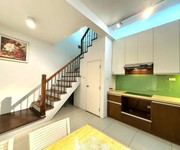 Bán nhà riêng phố bồ đề 32m2 x 5 tầng mặt tiền 4m, 7.5 tỷ long biên.