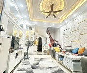 Bán nhà trung tâm quận đống đa vị trí đẹp thiết kế hiện đại gần phố 5 tầng 9 tỷ