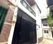 Nhà 2 tầng  sát khu công nghệ cao ngay man thiện trung tâm phố ẩm thực. thiết kế hiện đại, nhỉnh 3