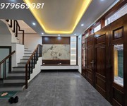 Ngõ quỳnh-bạch mai: nhà mới 5 tầng x 30m. giá 7,2 tỷ