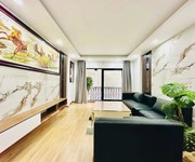 Bán nhà trung tâm quận đống đa 6 tầng thang máy gần phố full nội thất đẹp 40m 9,8 tỷ