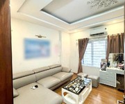 Bán nhà yên hòa, cầu giấy, 30m2, 5 tầng, mt 5.2m, chỉ 8.1 tỷ