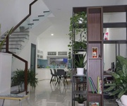 Bán nhà mặt phố q.9, 115m , 3 tầng, 8.7 tỷ, sổ hồng