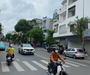Mặt tiền 8m - trung tâm quận 3 - khu buôn bán sầm uất