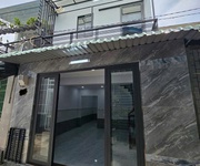 Nhà mới 38.7m2 - Giá 3.79 tỷ - 2 tầng - 2PN - Hẻm Huỳnh Tấn Phát, Q7