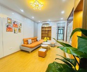ở phố thái thịnh có căn tập thể đẹp như chung cư  55m  chỉ 3.3 tỷ