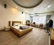 Bán nhà hàn thuyên, 66m2, 4 tầng, mặt tiền 4.2m, 16 tỷ, ngõ xe máy quay đầu, gần mặt phố
