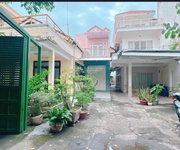 Bán 3/5 căn nhà cực rộng sân chung nguyễn trung trực bình thạnh  601.3m    sân 123m   giá 39.8 tỷ