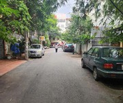 20 tỷ-phân lô ô tô vào nhà-rẻ nhất quận cầu giấy