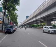 Bán nhà phạm văn đồng   lô góc, ngõ thông gần phố, full nội thất   5 tầng, 6.5 tỷ