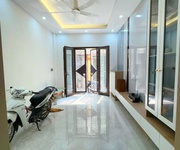 Bán nhà xây mới ngõ 250 Tân Mai, 35m2 x 5 tầng, 7 tỷ