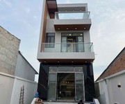 BÁN NHÀ 1 TRỆT 2 LẦU Vị TRÍ đẹp, thoáng mát, giá cực tốt