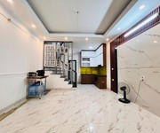 Bán Nhà Ngõ 88 Nguyễn Lam, Long Biên 5T, 33m2 chỉ 5,7 tỷ