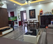 Cần bán gấp chung cư KĐT Mỹ ĐÌnh 2,dt 143m,3pn,2 vs, căn góc có nội thất sẵn ở
