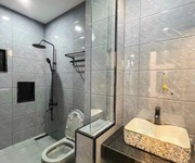 6 1 trệt 2 lầu giá siêu hời ngay trung tâm Thủ Dầu Một.