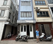 Bán nhà thanh am, lô góc oto 16c đỗ cửa cách mặt phố đúng 5m giá hơn 6 tỷ còn tl. lh 0936123469
