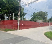 Xuất ngoại bán gấp góc 2mt đường 100x70m