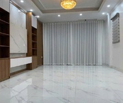 siêu phẩm hoàng quốc việt - thông số vàng - 50m2 x 5 tầng thang máy - ô tô vào nhà - giá chào 21