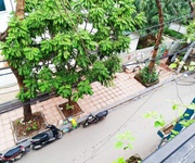 Hot tập thể 3 tầng, kim giang lô góc, nhà đẹp,3 thoáng, ngõ ô to tránh , tiện ích bạt ngàn 180m giá