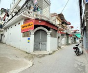 Bán nhà 3 tầng ngô gia tự long biên hà nội