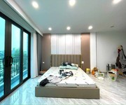 Bán nhà đống đa, 6t thang máy, view hồ, 10m ra oto tránh, 50m2, 13 tỷ
