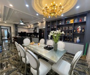 Siêu phẩm biệt thự villa nguyễn sơn,phân lô,215m,mt khủng 12m,gara ô tô,ô tô tránh.giá 37 tỷ