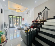 Nhà đẹp lạc long quân   30m  x 5 tầng   mặt tiền 6m   gần hồ tây   giá chào 7.6 tỷ