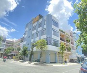 Bán nhà góc   1 trệt 3 lầu 1 sân thượng   kiên cố, rộng rãi