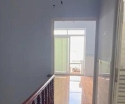 4 Cần bán lỗ nhà có mặt tiền kinh doanh gần chợ bình chánh
