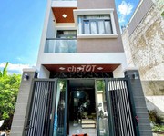 Chính chủ cần bán nhà 1 trệt 2 lầu ở THỦ DẦU MỘT, 100m2, sổ hồng riêng
