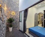 Nhà mới xây 1T2L nằm ngay ngã tư Định Hoà giao với MPTV, đường nhựa 6m