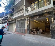 Bán nhà hoàng cầu quận đống đa 5 tầng thang máy ô tô tránh kinh doanh 2 thoáng 70m 27,9 tỷ