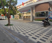 Tây hồ, đất mặt phố , vỉa hè , kinh doanh, dt   183 m2,  mt   10m , 3xxtr/m2 , lh : 0978818618.